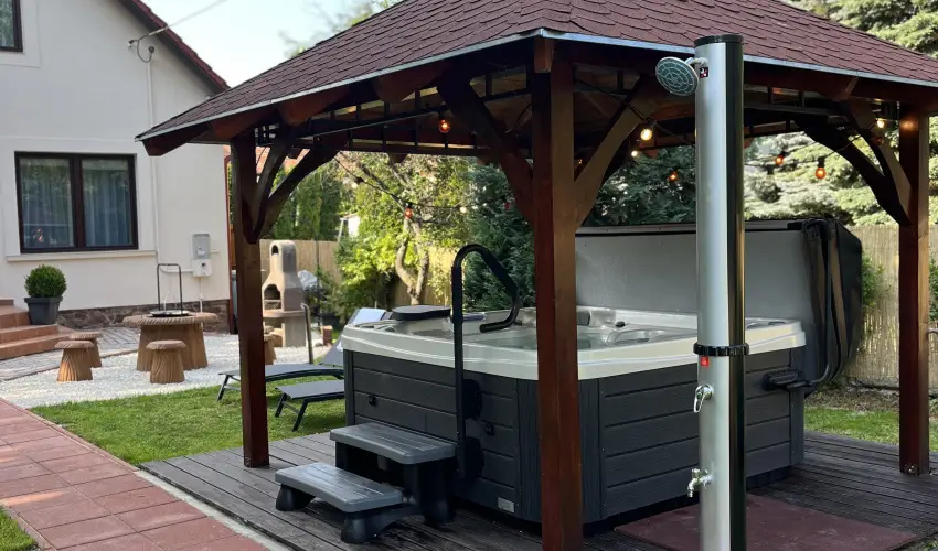 Aventurin House R�vf�l�p - Augusztus 20. (min. 2 �j)