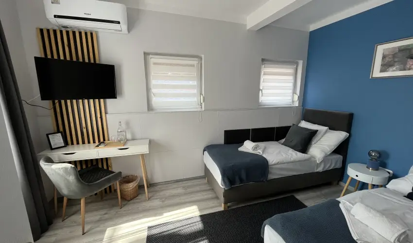 Aventurin House R�vf�l�p - Augusztus 20. (min. 2 �j)