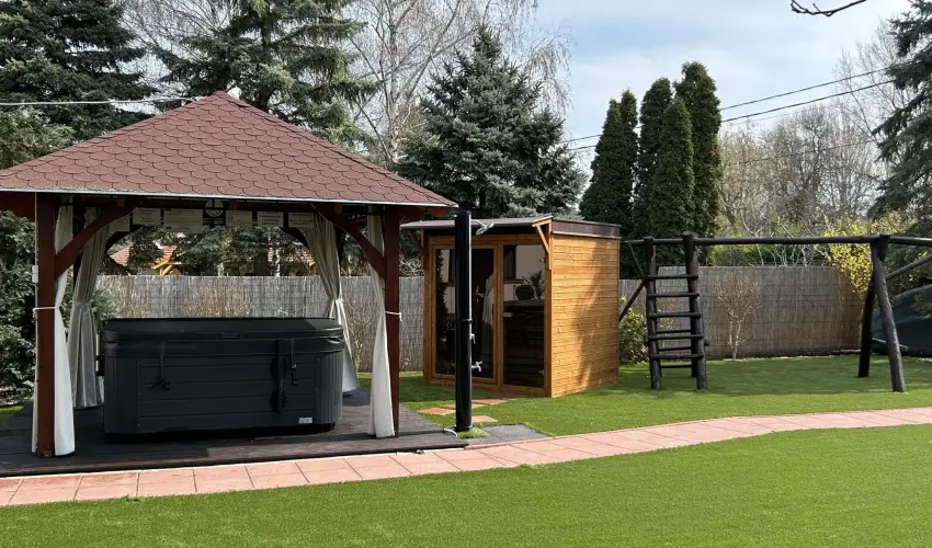 Aventurin House R�vf�l�p - Augusztus 20. (min. 2 �j)