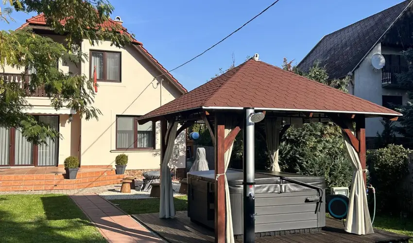 Aventurin House R�vf�l�p - Augusztus 20. (min. 2 �j)