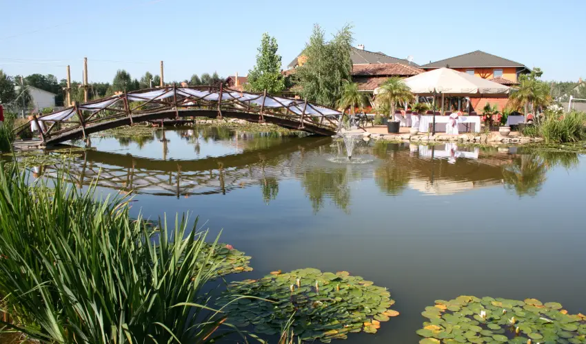 Bagolyv�r In�rcs In�rcs - Augusztus 20.