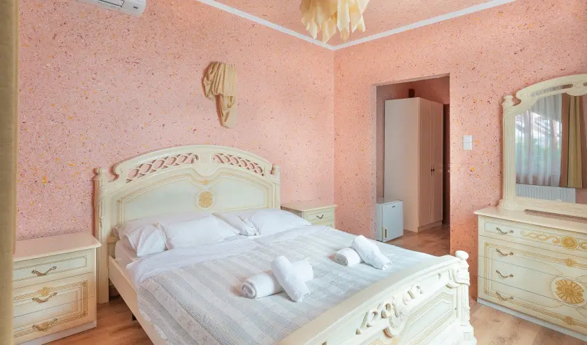 Bagolyv�r In�rcs In�rcs - Augusztus 20.