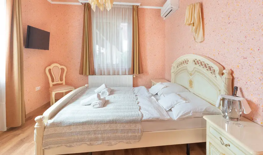 Bagolyv�r In�rcs In�rcs - Augusztus 20.