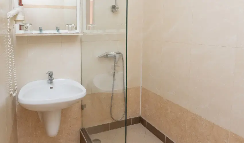 Bagolyv�r In�rcs In�rcs - Augusztus 20.