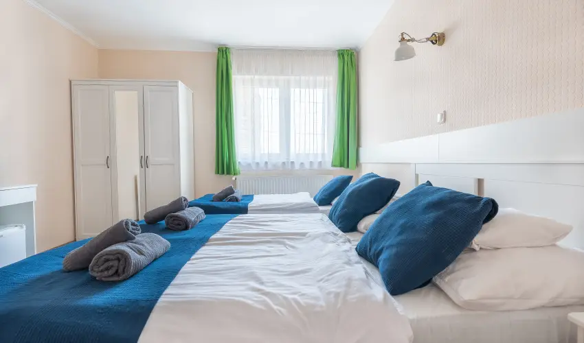 Bagolyv�r In�rcs In�rcs - Augusztus 20.