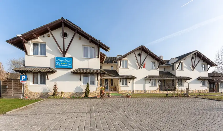 Bagolyv�r In�rcs In�rcs - Augusztus 20.