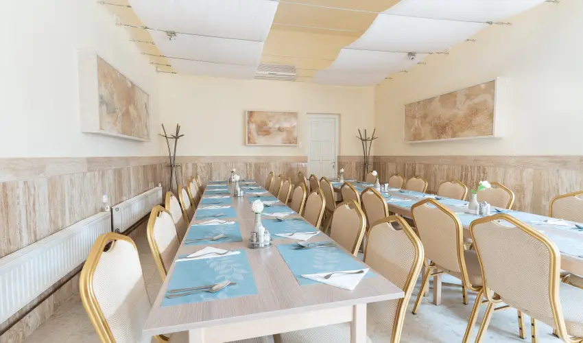 Bagolyv�r In�rcs In�rcs - Augusztus 20.