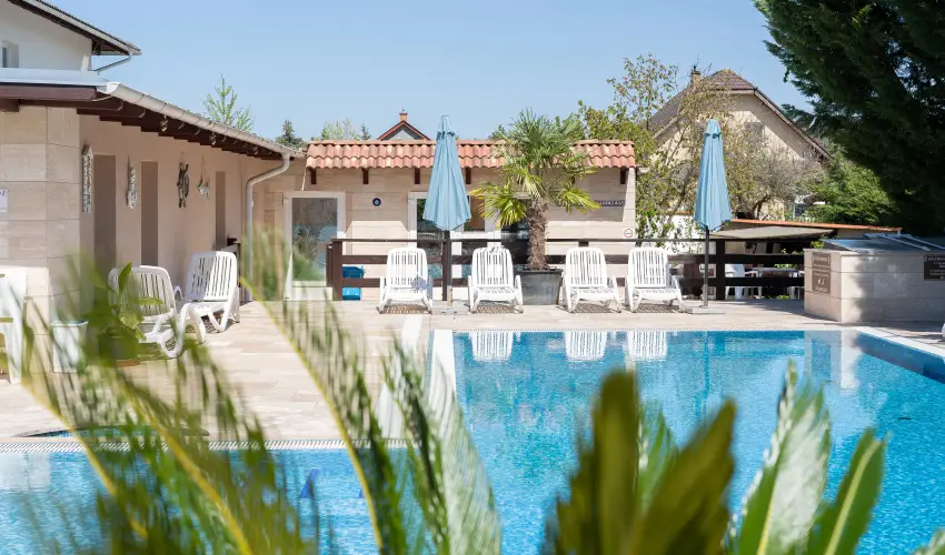 Bagolyv�r In�rcs In�rcs - Augusztus 20.