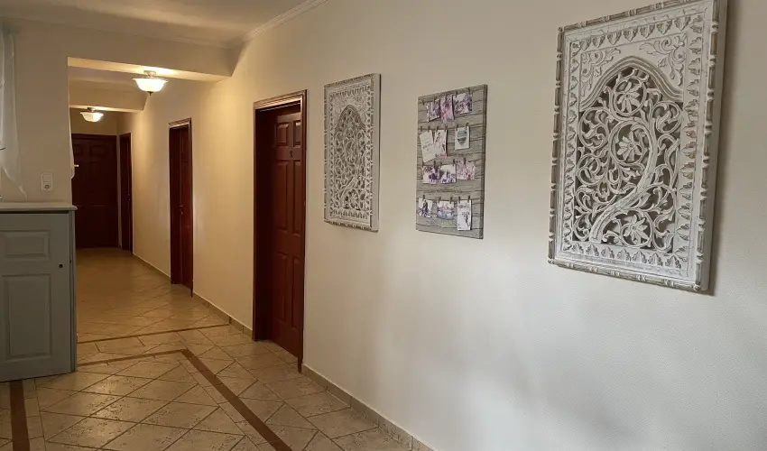 Bagolyv�r In�rcs In�rcs - Augusztus 20.