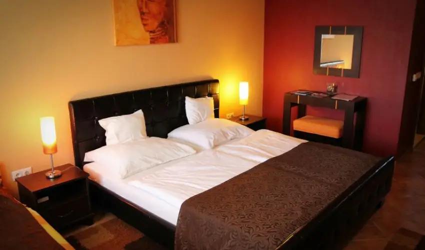 Bajor Panzi Aparthotel Bk, Bkfrd - Augusztus 20.