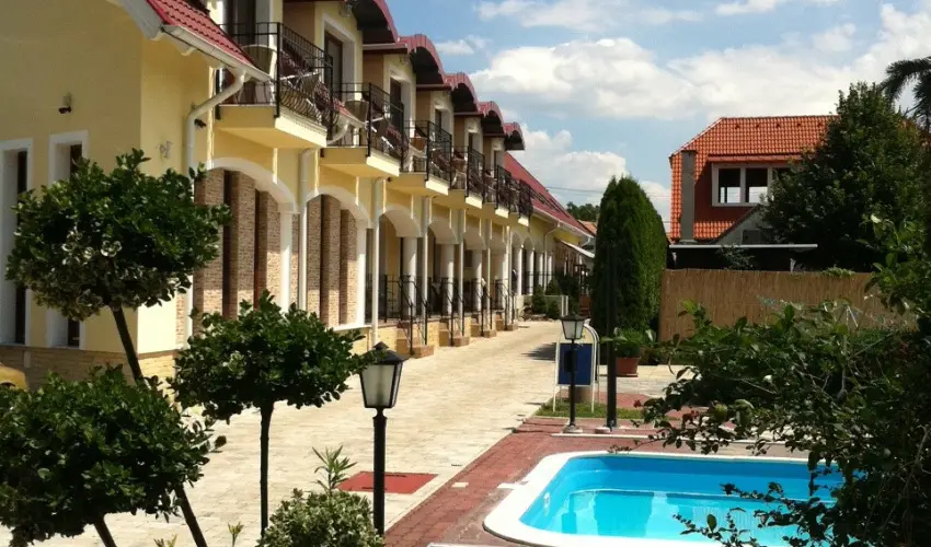 Bajor Panzi Aparthotel Bk, Bkfrd - Augusztus 20.