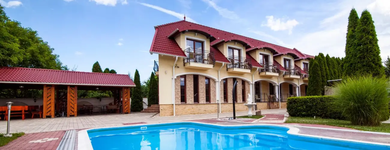 Bajor Panzi Aparthotel Bk, Bkfrd - Augusztus 20.