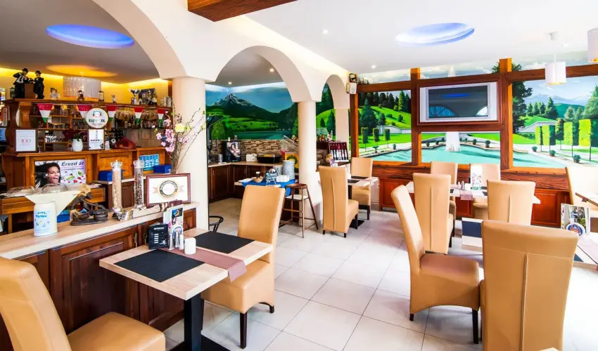 Bajor Panzi Aparthotel Bk, Bkfrd - Augusztus 20.