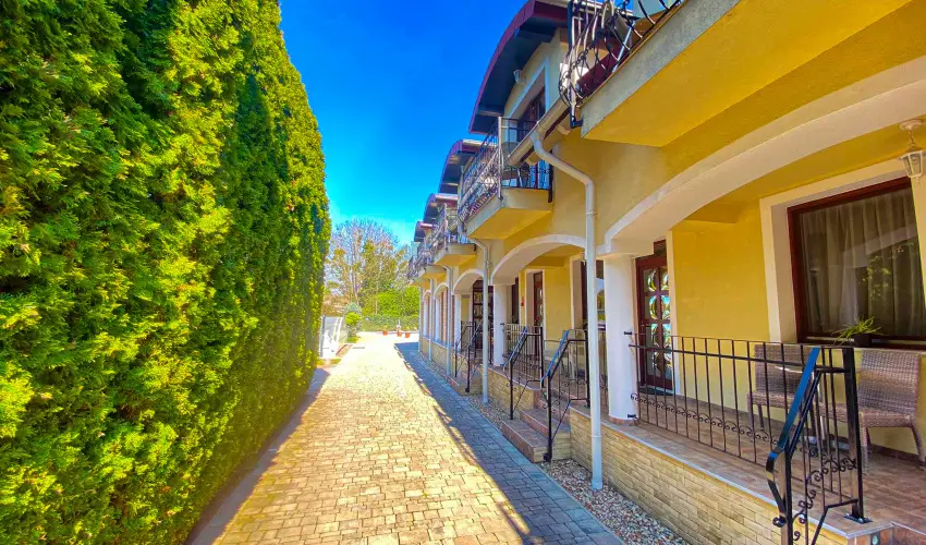 Bajor Panzi Aparthotel Bk, Bkfrd - Augusztus 20.