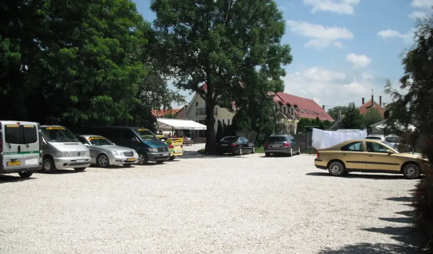 Bajor Panzi Aparthotel Bk, Bkfrd - Augusztus 20.