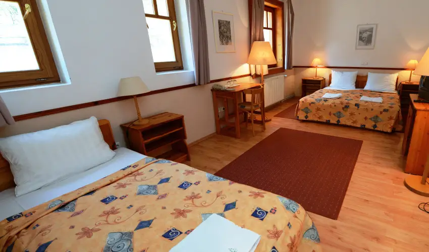 Hotel Bakony Bakonybl - Augusztus 20. (min. 2 j)