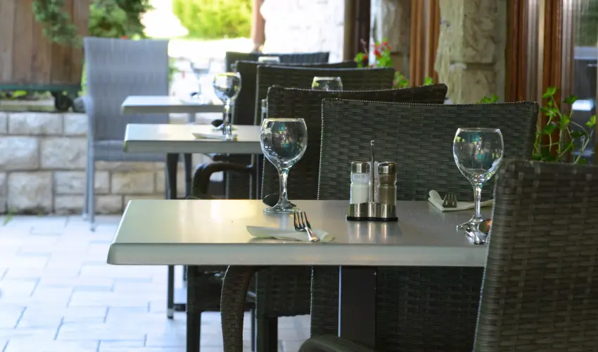 Hotel Bakony Bakonybl - Augusztus 20. (min. 2 j)