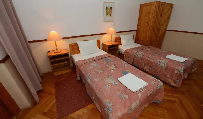 Hotel Bakony Bakonybl - Augusztus 20. (min. 2 j)