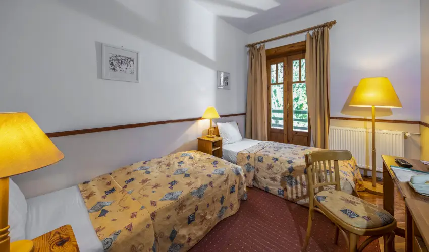 Hotel Bakony Bakonybl - Augusztus 20. (min. 2 j)