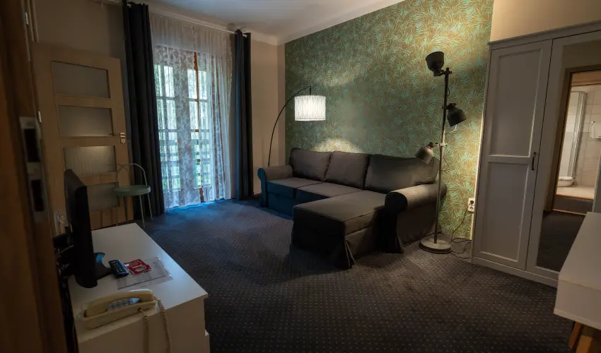 Hotel Bakony Bakonybl - Augusztus 20. (min. 2 j)