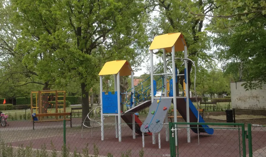 Balla Nyaral Sifok - Augusztus 20. (min. 7 j)