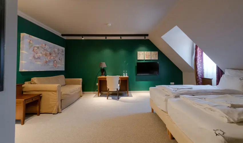 Barka Galria Hotel s tterem Tllya - Augusztus 20.