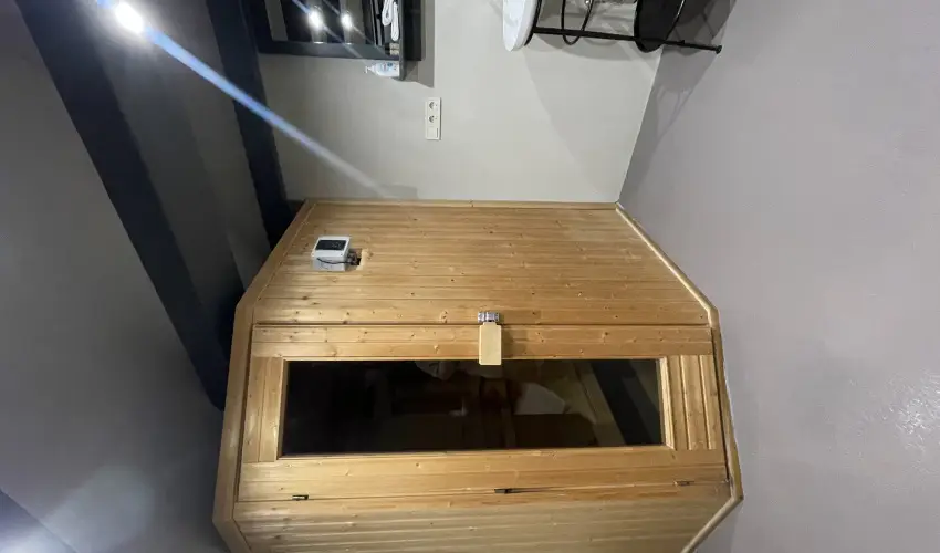 Barka Galria Hotel s tterem Tllya - Augusztus 20.