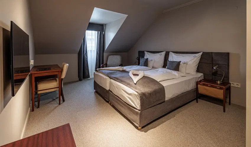 Barka Galria Hotel s tterem Tllya - Augusztus 20.