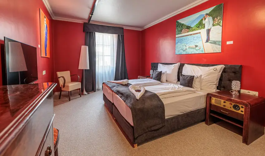 Barka Galria Hotel s tterem Tllya - Augusztus 20.