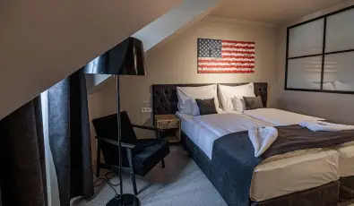 Barka Galria Hotel s tterem Tllya