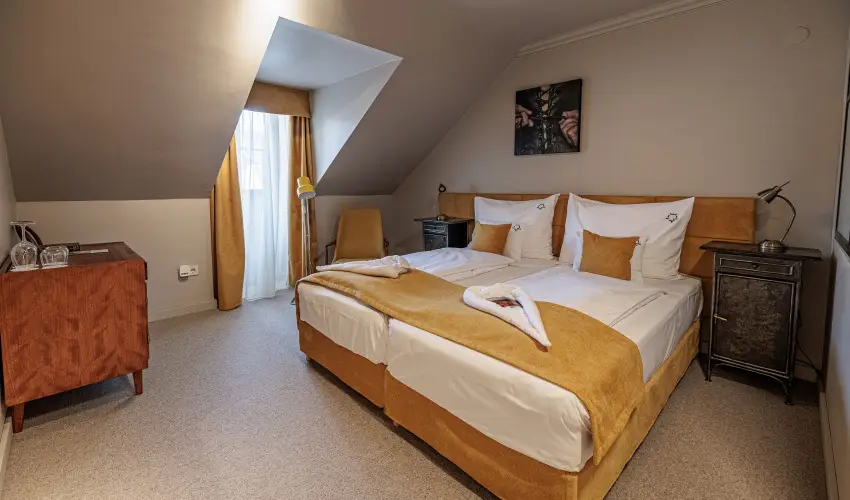 Barka Galria Hotel s tterem Tllya - Augusztus 20.