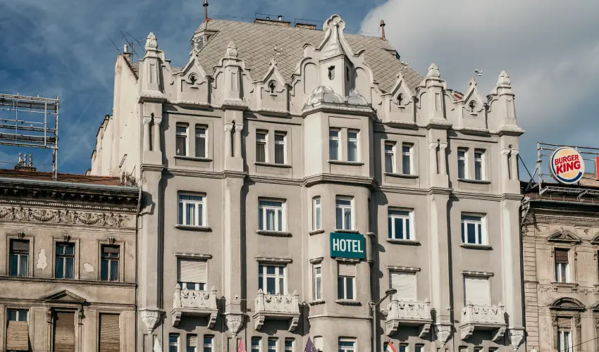 Baross City Hotel Budapest - Augusztus 20.