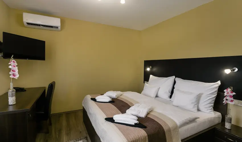 Barrico Thermal Hotel Demj�n - Augusztus 20.