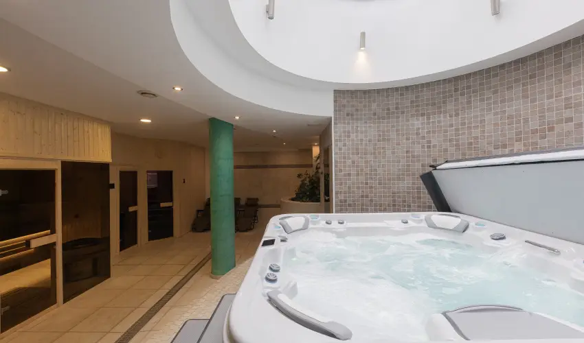 Bazilika alatti Panzi Esztergom - Augusztus 20.