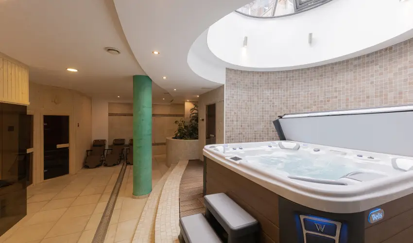 Bazilika alatti Panzi Esztergom - Augusztus 20.