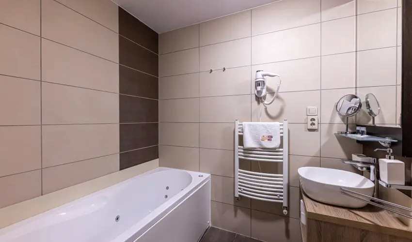 Bazilika alatti Panzi Esztergom - Augusztus 20.