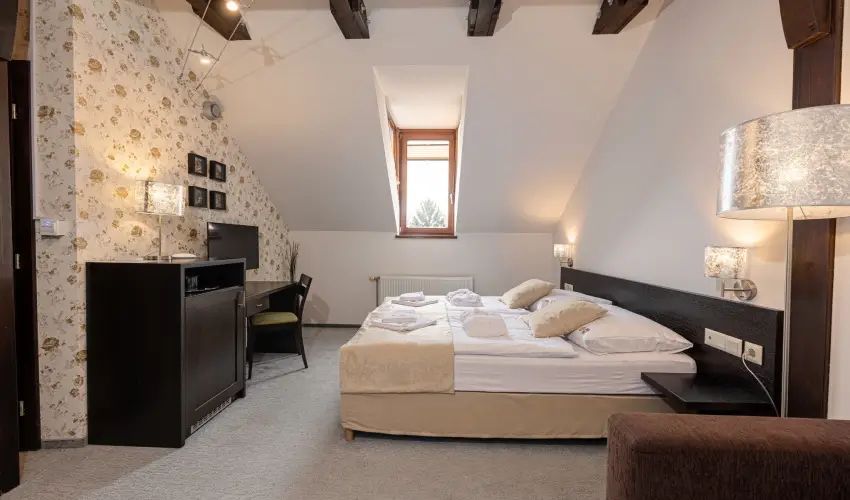 Bazilika alatti Panzi Esztergom - Augusztus 20.