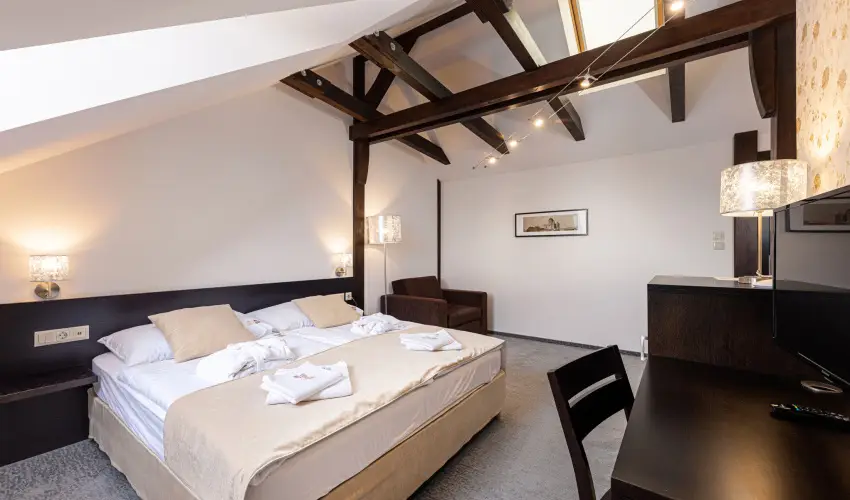 Bazilika alatti Panzi Esztergom - Augusztus 20.