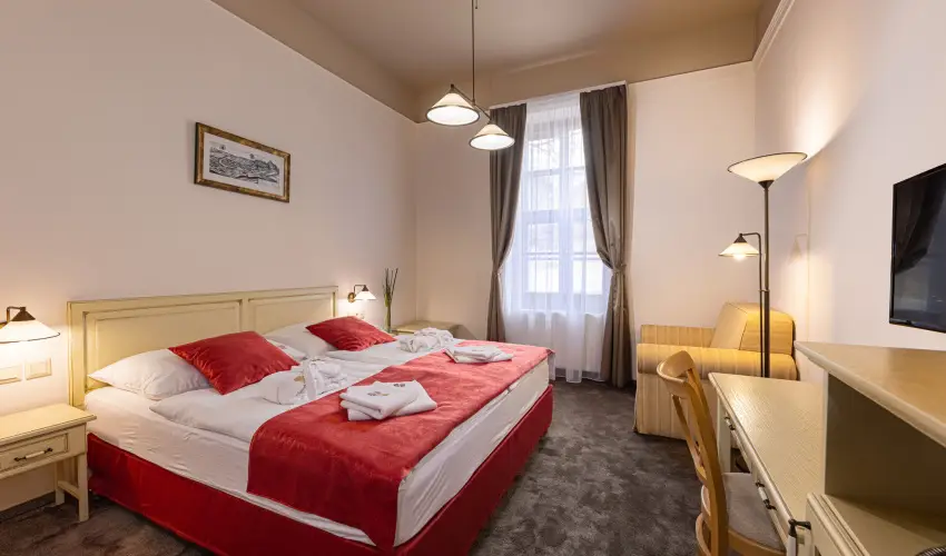 Bazilika alatti Panzi Esztergom - Augusztus 20.