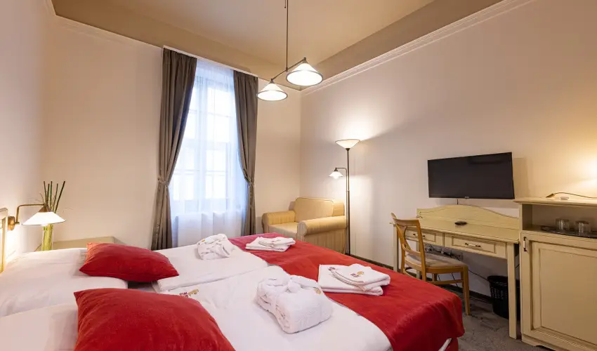 Bazilika alatti Panzi Esztergom - Augusztus 20.