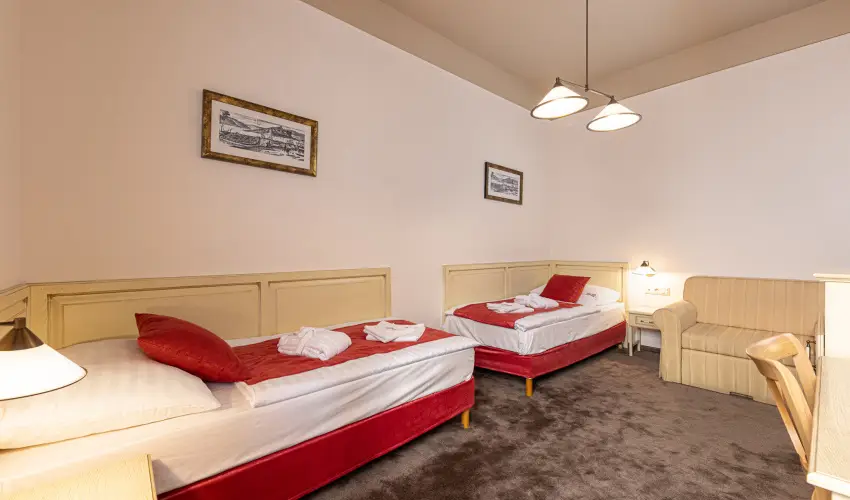 Bazilika alatti Panzi Esztergom - Augusztus 20.