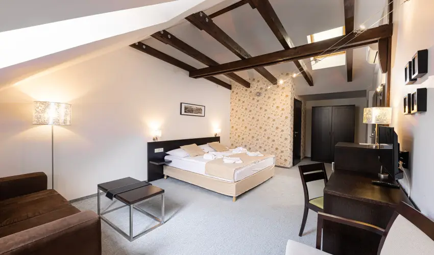 Bazilika alatti Panzi Esztergom - Augusztus 20.