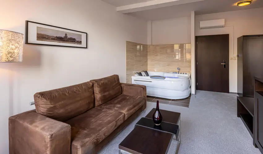 Bazilika alatti Panzi Esztergom - Augusztus 20.