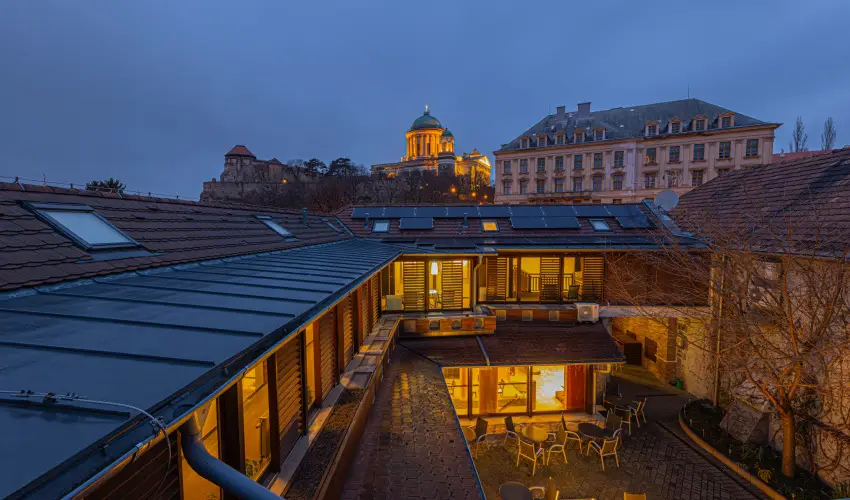 Bazilika alatti Panzi Esztergom - Augusztus 20.