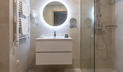 Szpia Bio & Art Hotel Zsmbk