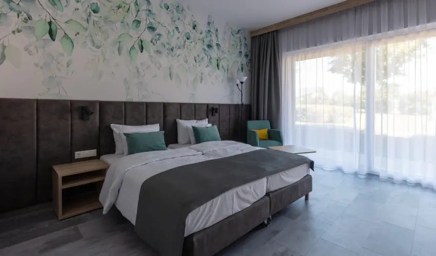 Szpia Bio & Art Hotel Zsmbk - Augusztus 20.