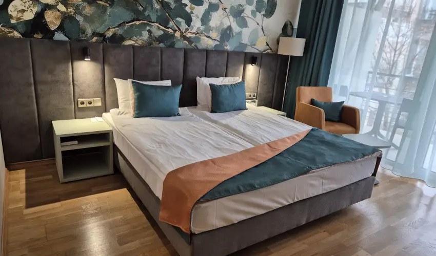 Sz�pia Bio & Art Hotel Zs�mb�k - Augusztus 20. - teljes el�refizet�ssel (min. 2 �j)