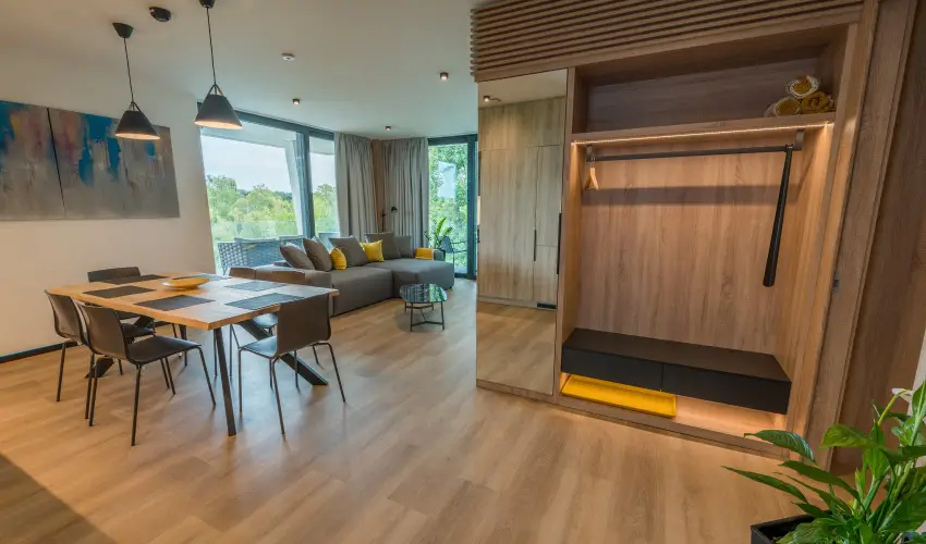 BJ81 Suite Hotel Sifok - Augusztus 20. - teljes elrefizetssel (min. 3 j)