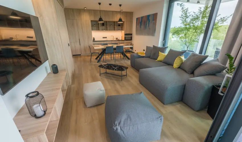 BJ81 Suite Hotel Sifok - Augusztus 20. - teljes elrefizetssel (min. 3 j)