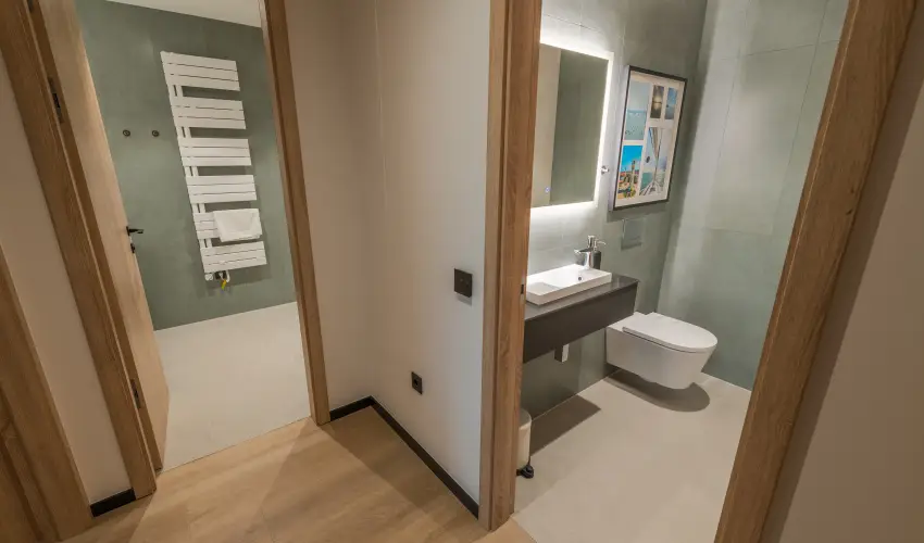 BJ81 Suite Hotel Sifok - Augusztus 20. - teljes elrefizetssel (min. 3 j)